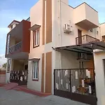 Doctor\'S Homestay