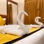 Uj Pallazzio - Business Class Luxury Hotel