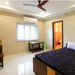 Sai Vignesh Rooms And Lodge