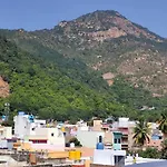 Sree Akshayam Rest House 2 Bhk