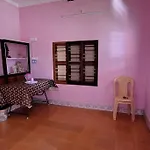Manimegalai Home Stay