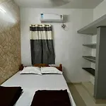 Rudhra Home Stay