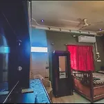 Saradha Nivas Home Stay Near Temple