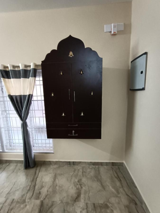 Doctor's Bed & Breakfast Tiruvannamalai