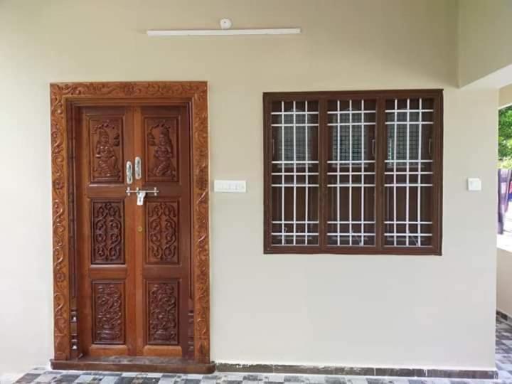 Anand's 1 Apartment *
