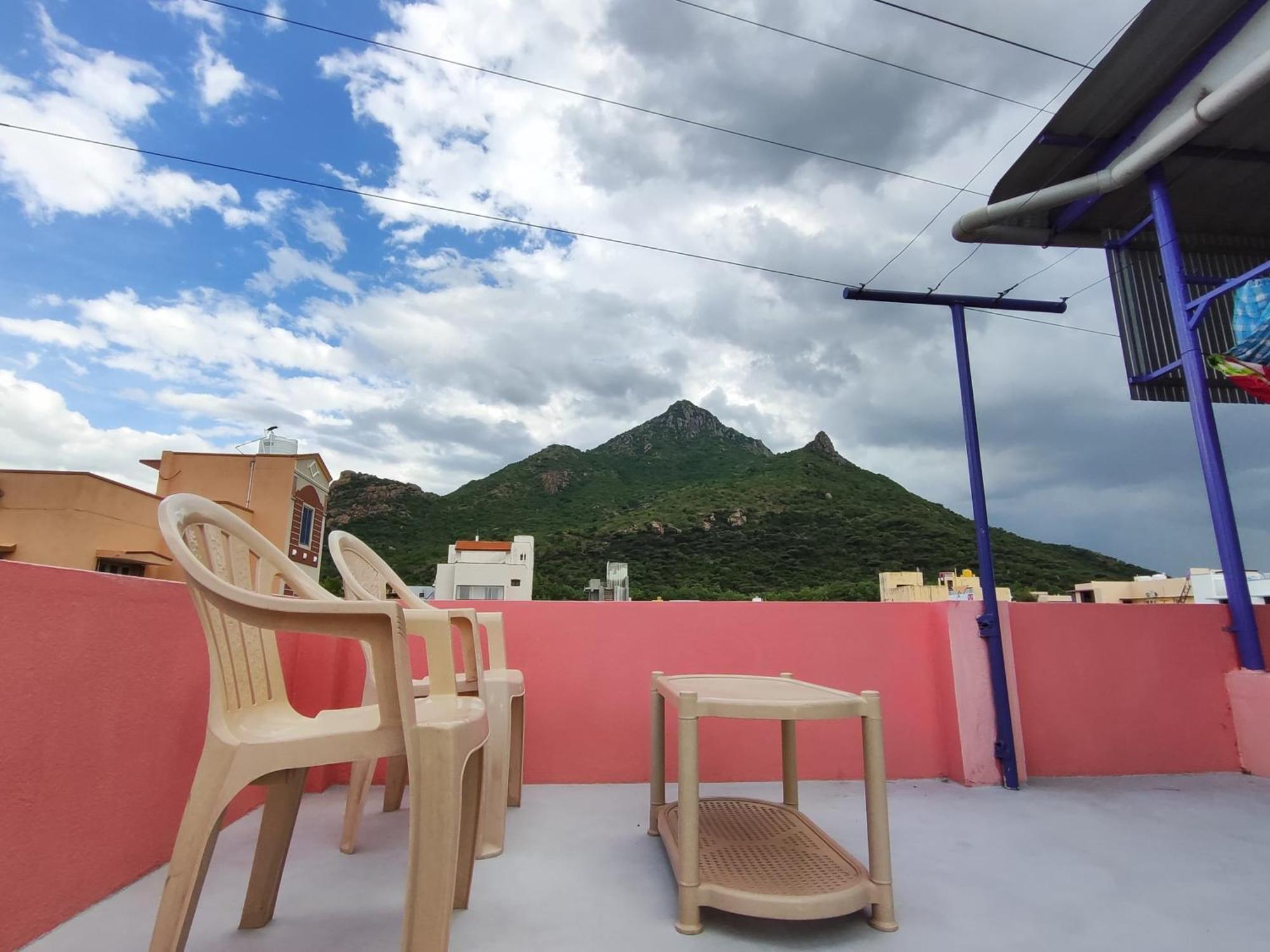 Guest house New Ramana Maharshi Pvt