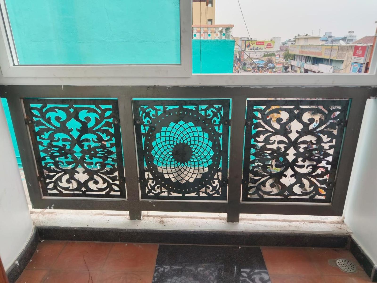 Jrs Hotel