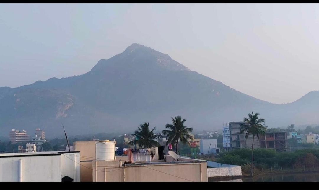 Guest house Subam House - Near Girivalam Path *