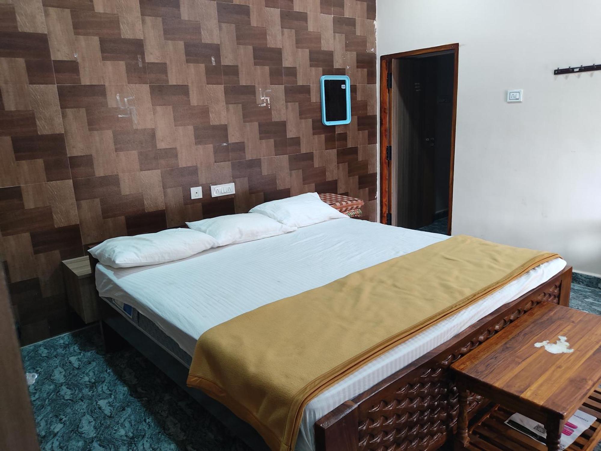 Homestay A E R Residency Tiruvannamalai