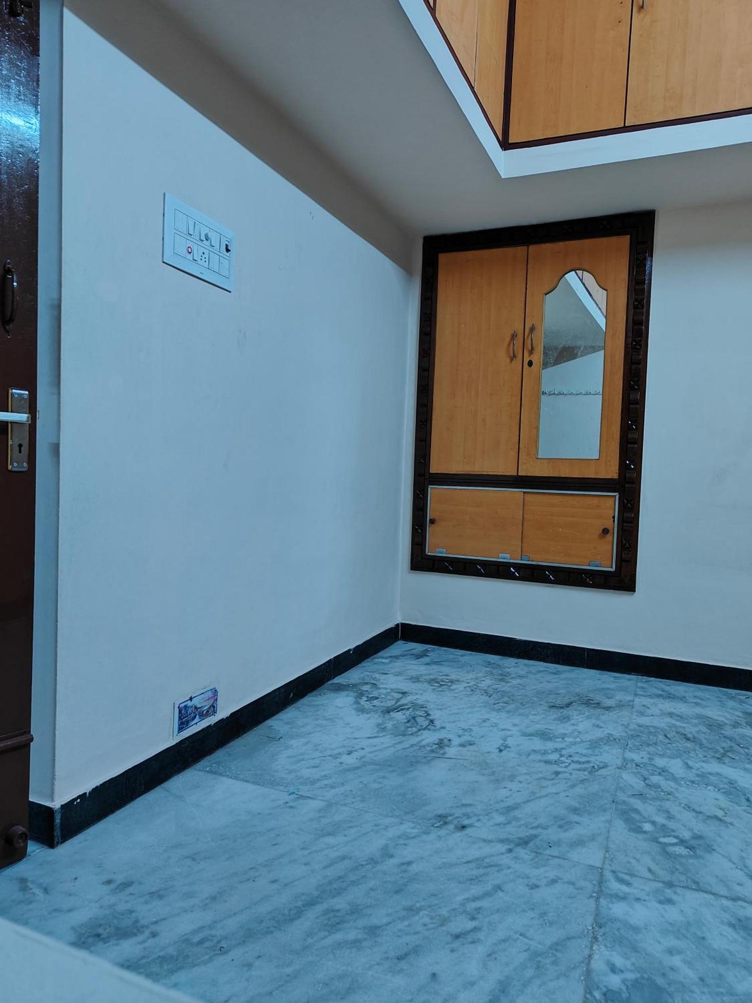 Guru Krupa Guest house