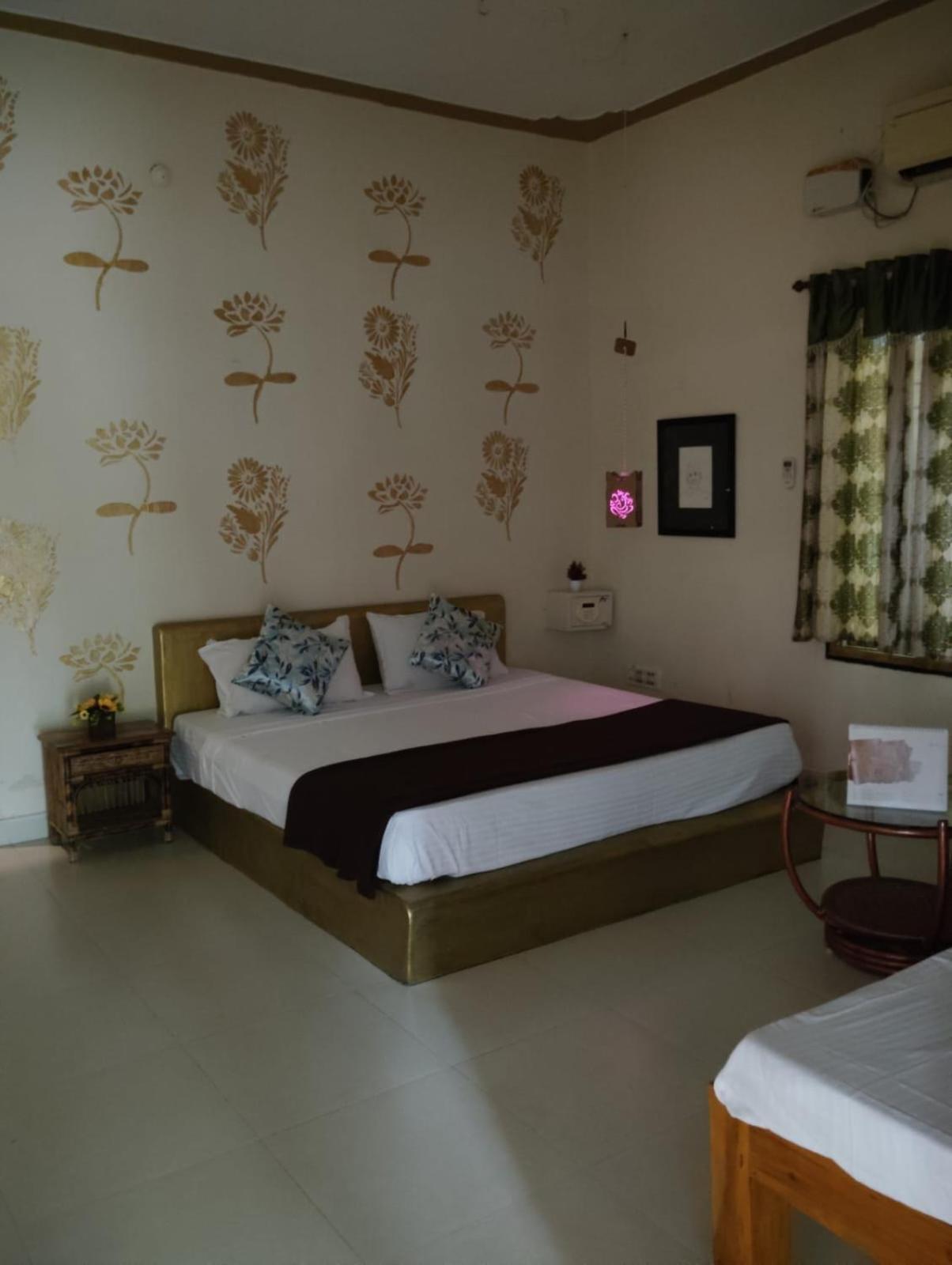 Guest house Sunshine *