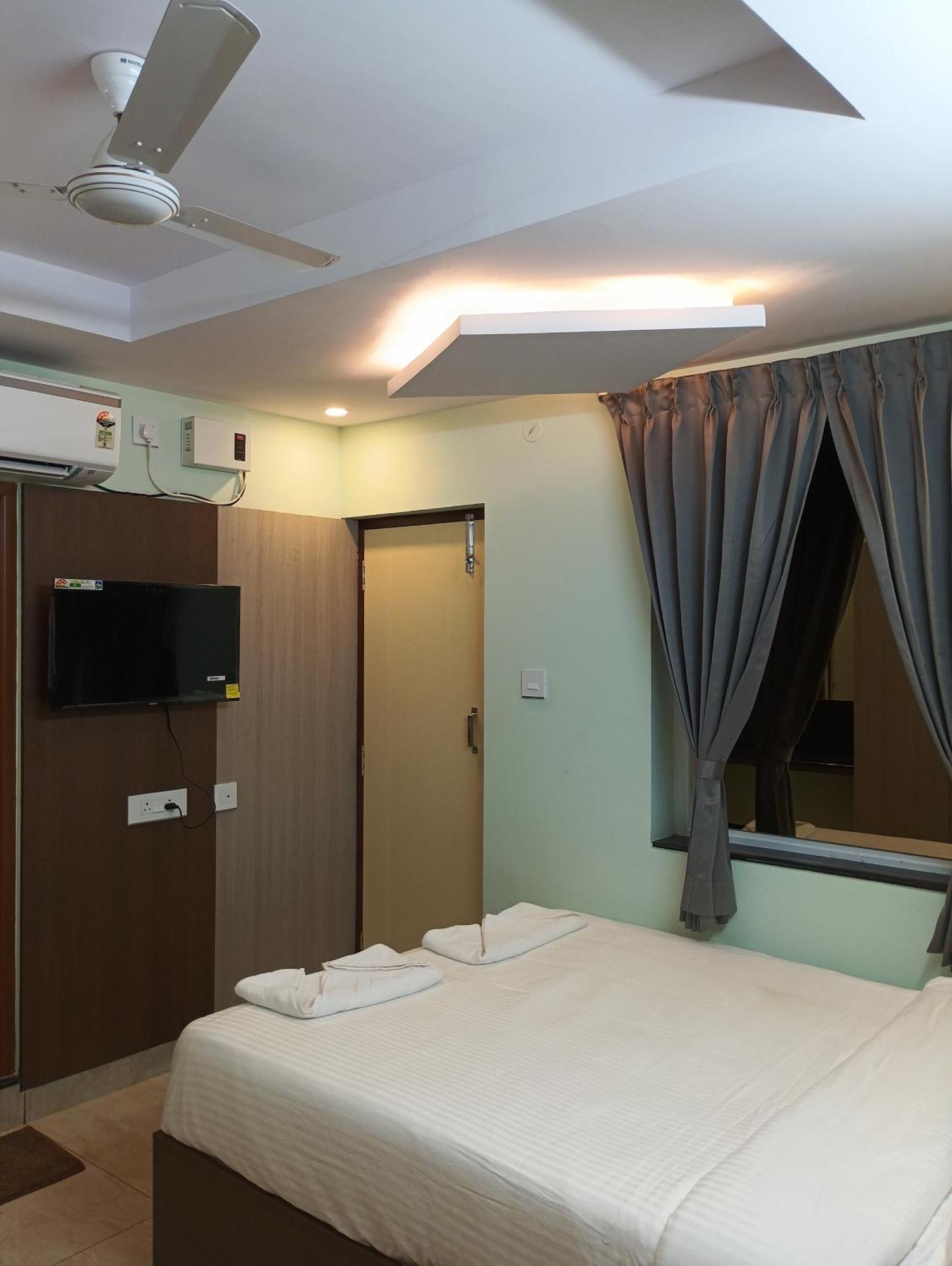 Malar Park Hotel 5*
