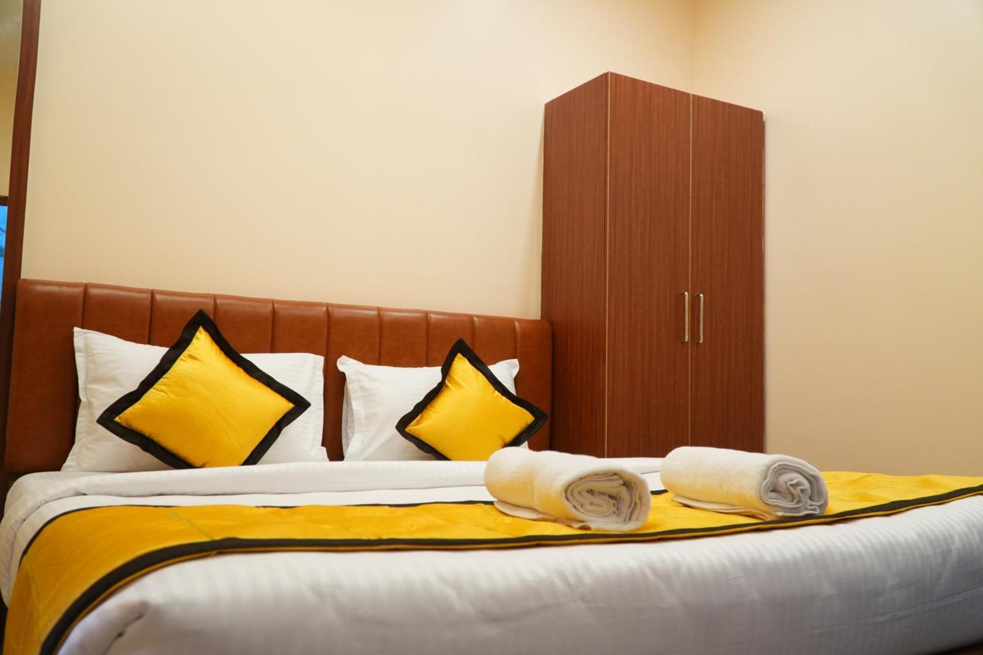 Hotel Uj Pallazzio - Business Class Luxury Tiruvannamalai