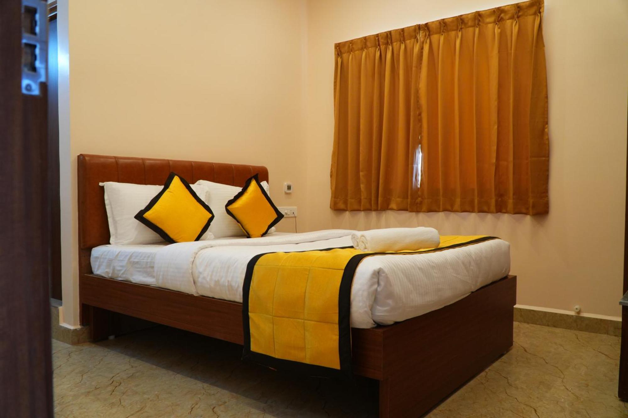 Uj Pallazzio - Business Class Luxury 4* Tiruvannamalai
