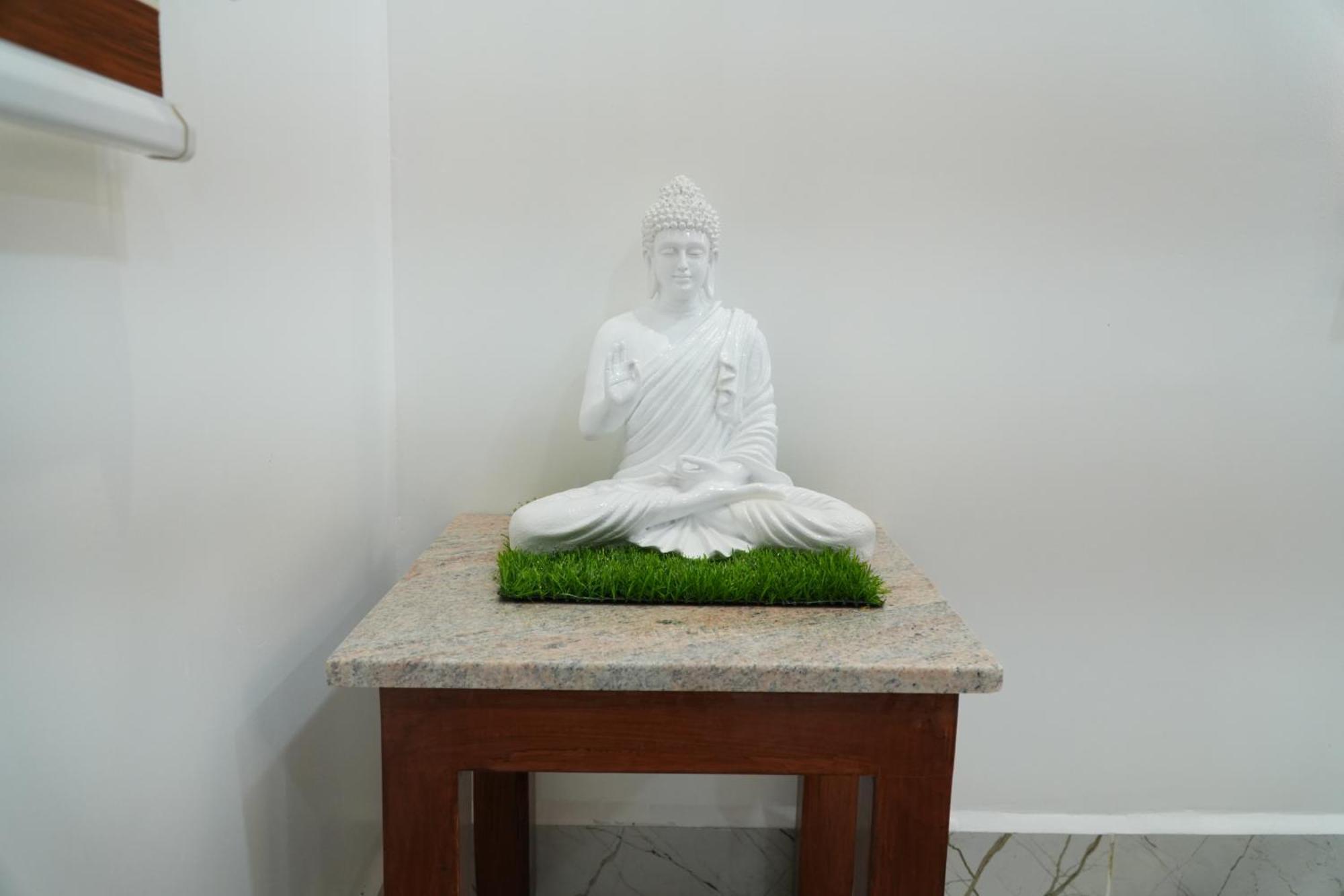Hotel Uj Pallazzio - Business Class Luxury Tiruvannamalai