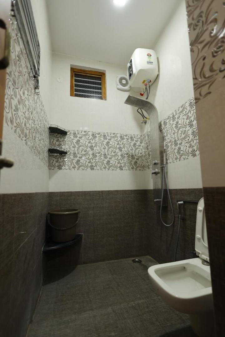 Dwaraka Agaram Lodge