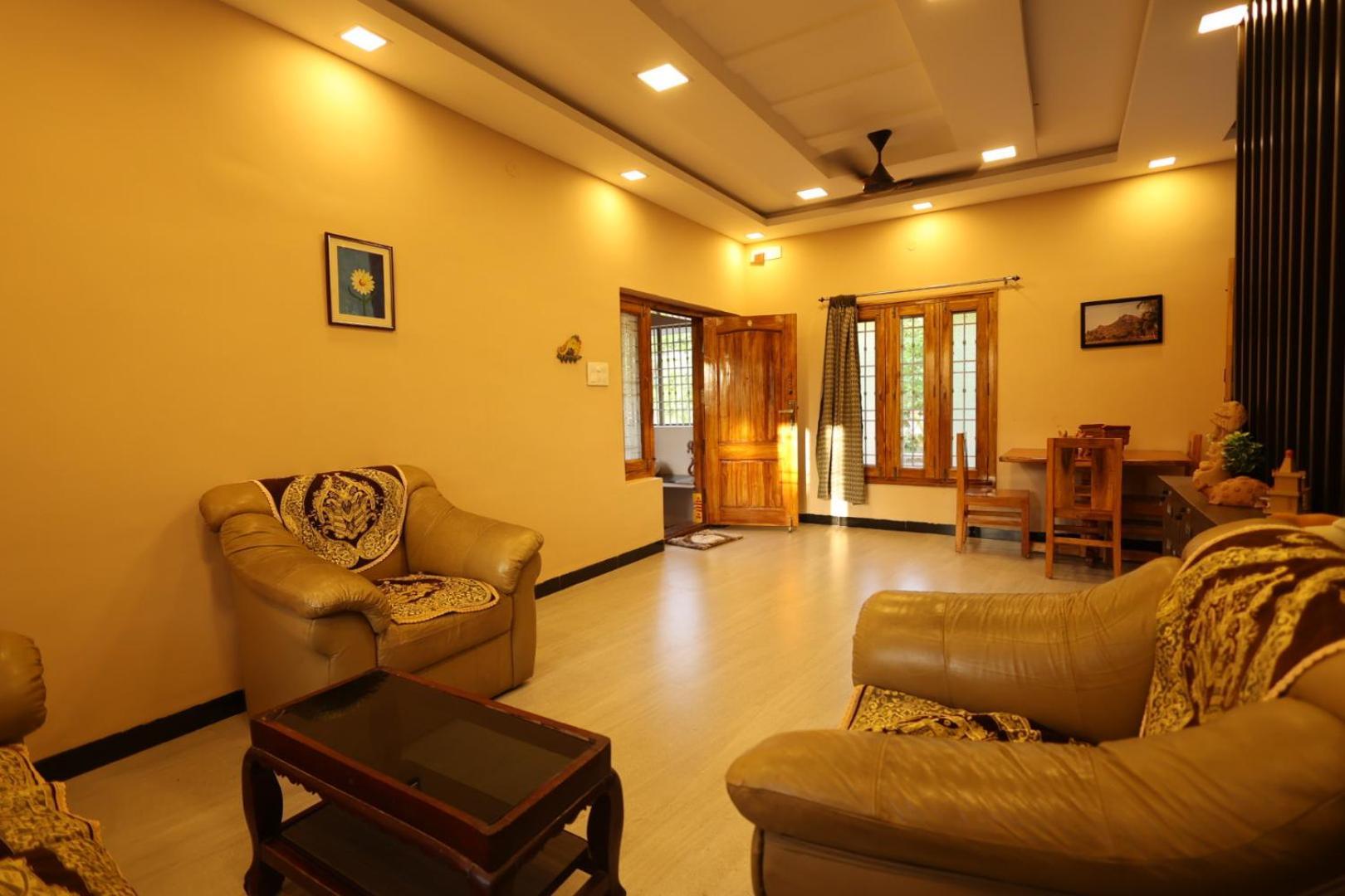 Lodge Dwaraka Agaram Tiruvannamalai