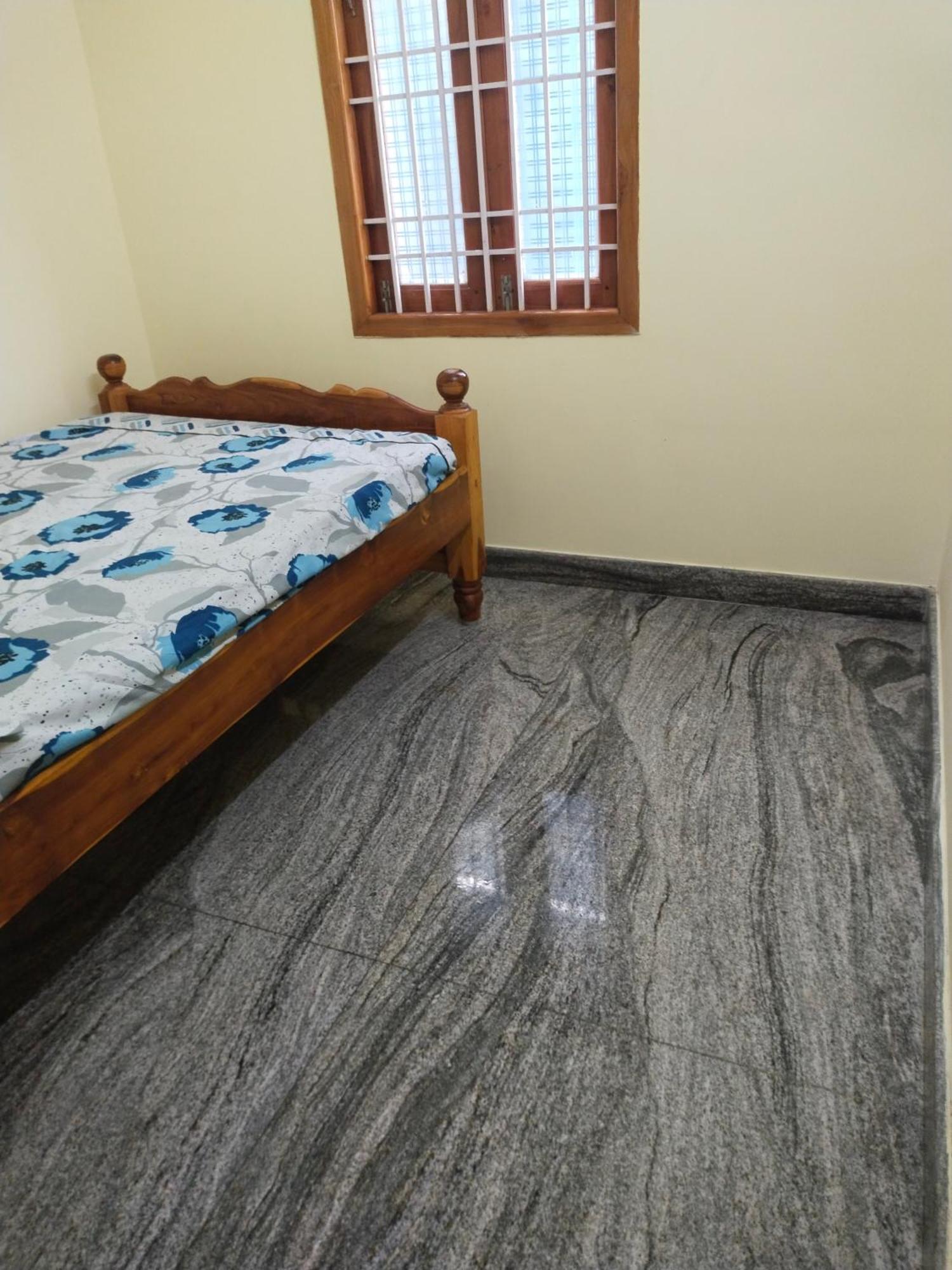 Sri Krishna's Non-ac Homestay *