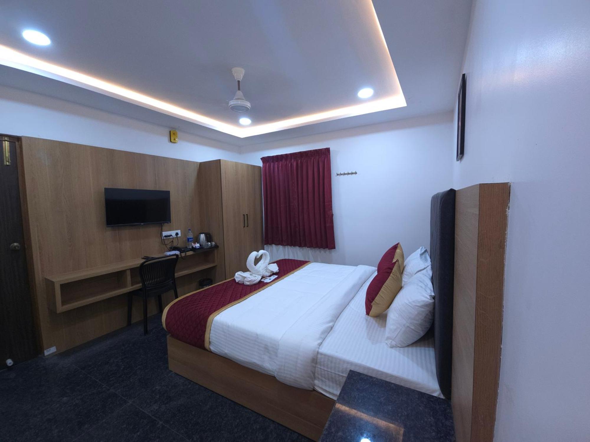 Hotel Shreem Sesha Sai Residency Tiruvannamalai