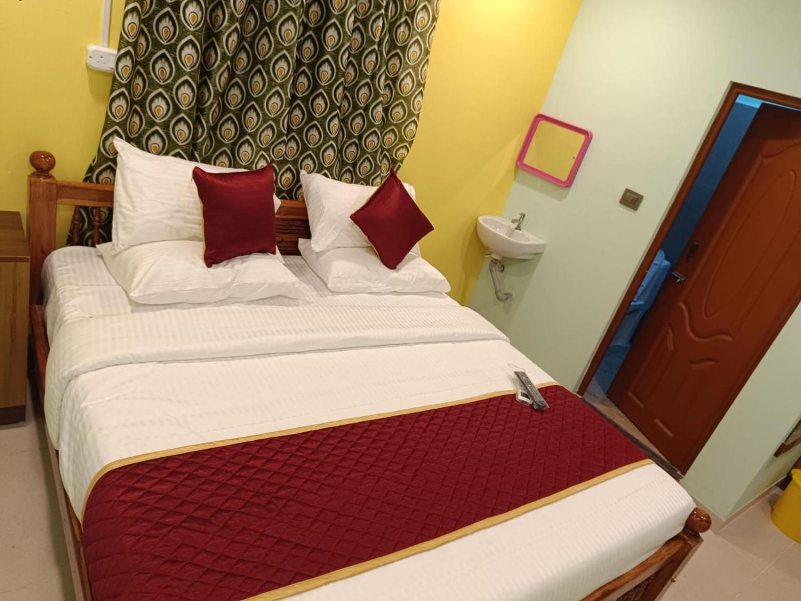 Sathya Residency Thandarampet * Tiruvannamalai