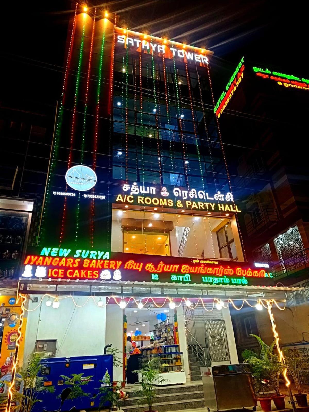 Sathya Residency Thandarampet Lodge *