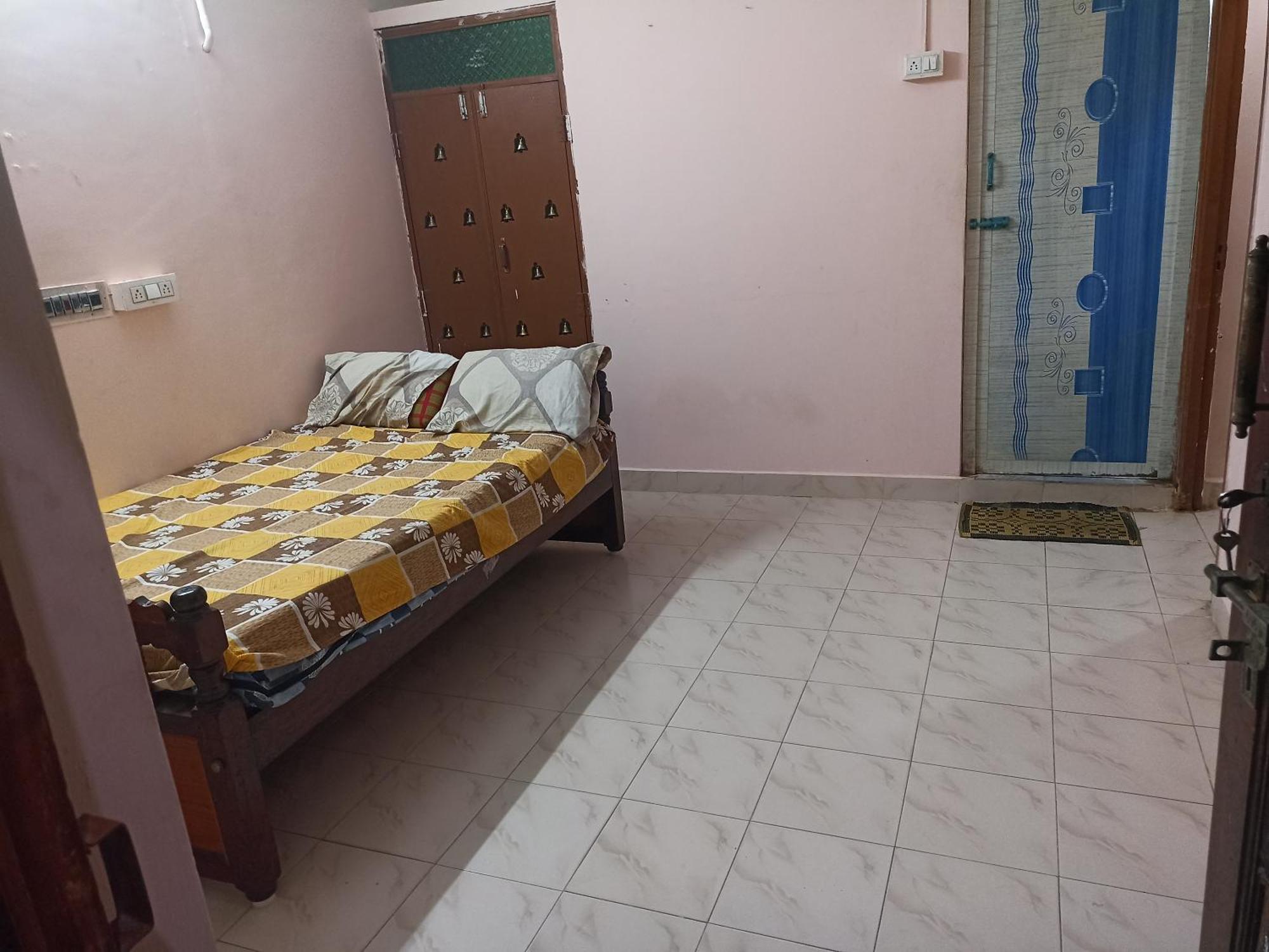 Lodge Om Arunachalam Tiruvannamalai