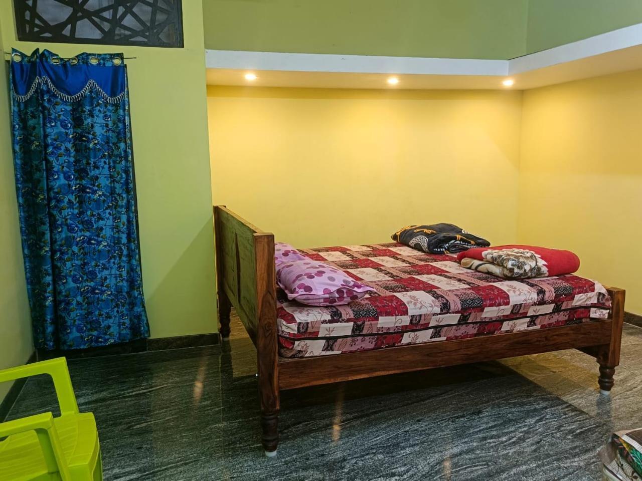 Guest house Deepajothi