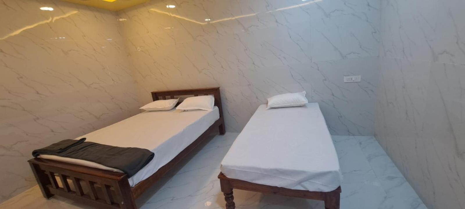 Lodge Karthik Residency Thiruvannamalai *