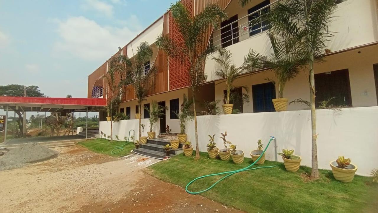 Sri Arunachalam Residency Tvm * Tiruvannamalai