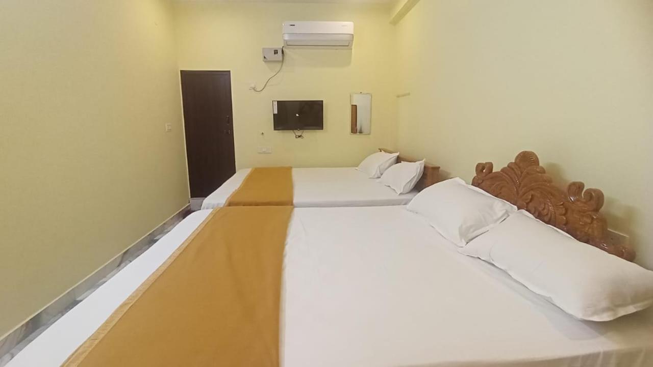 Lodge Sri Arunachalam Residency Tvm *