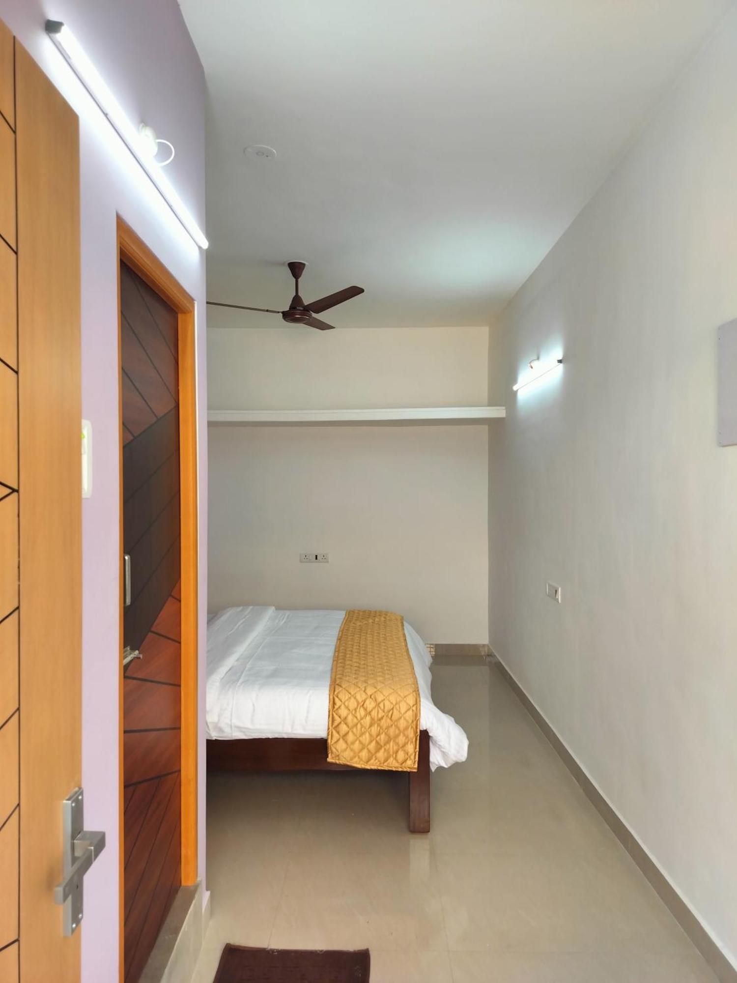 Guest house Rudhraksh Comfort
