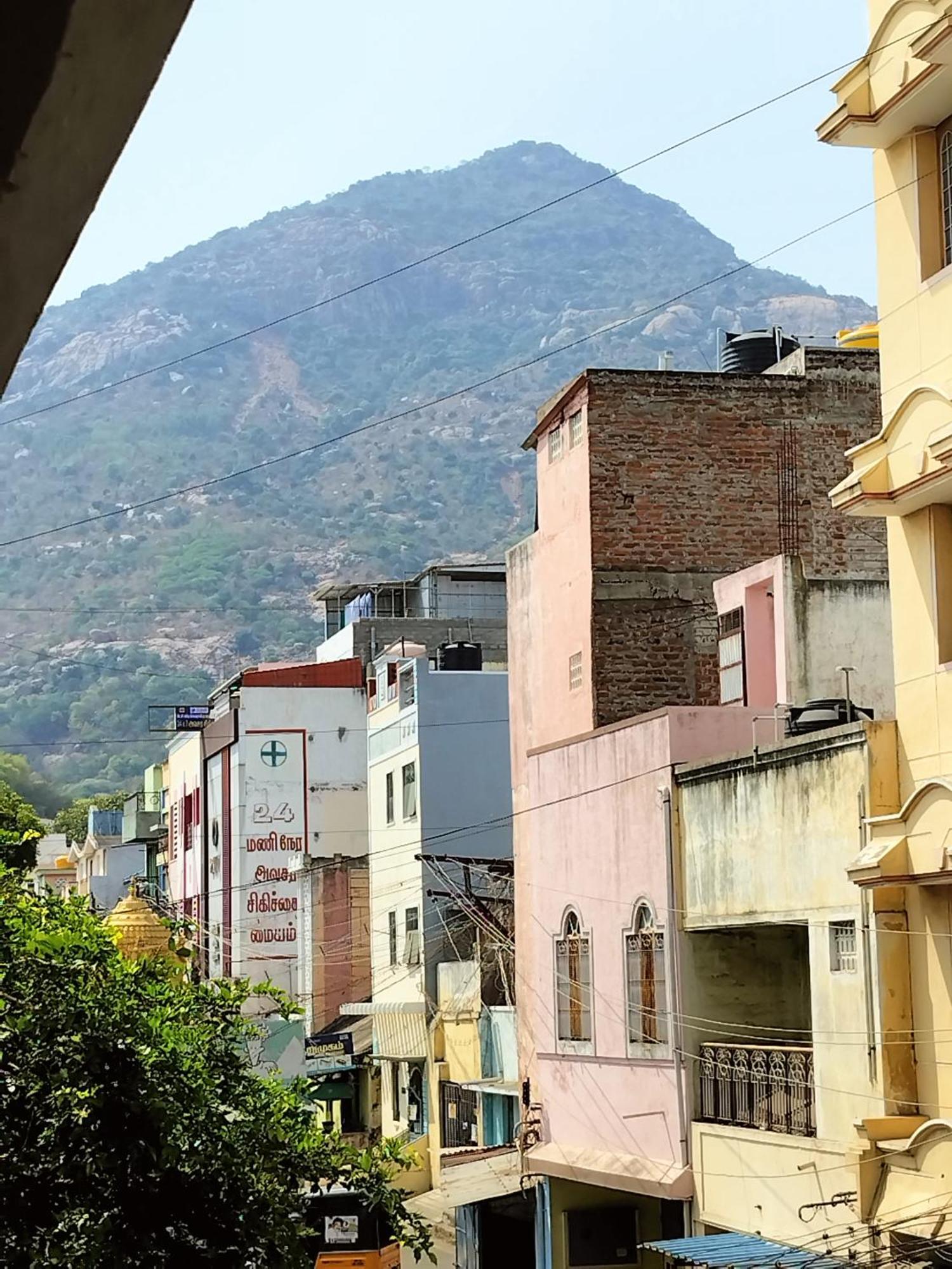 Guest house Rudhraksh Comfort Tiruvannamalai