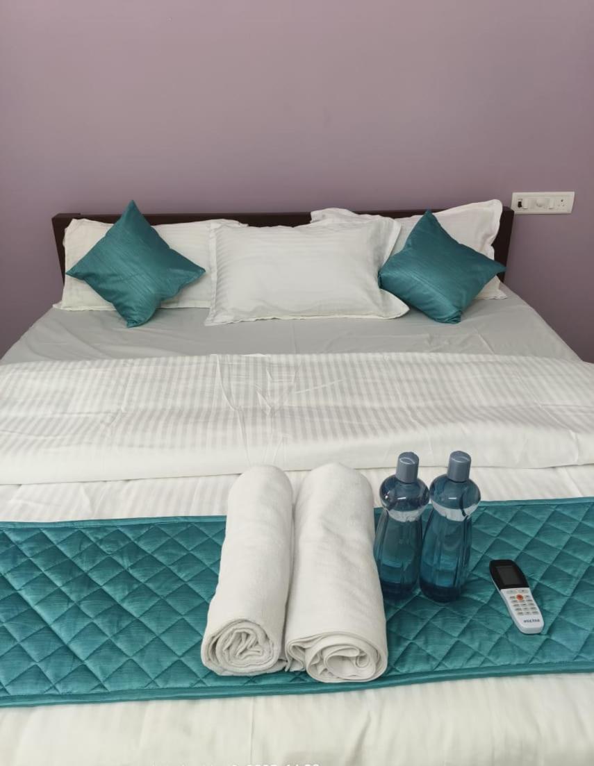 Rudhraksh Comfort Guest house