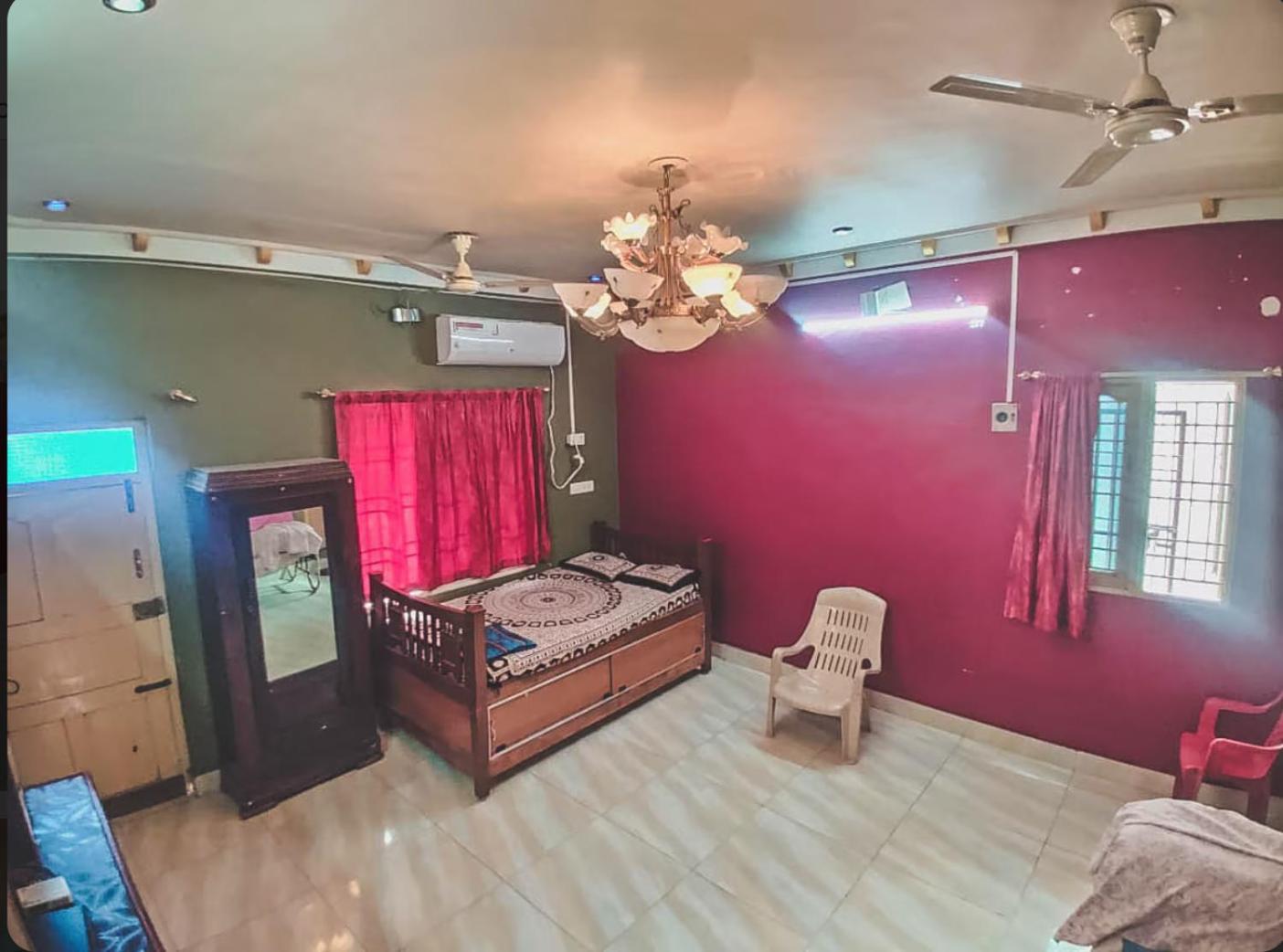 Saradha Nivas Near Temple Homestay *