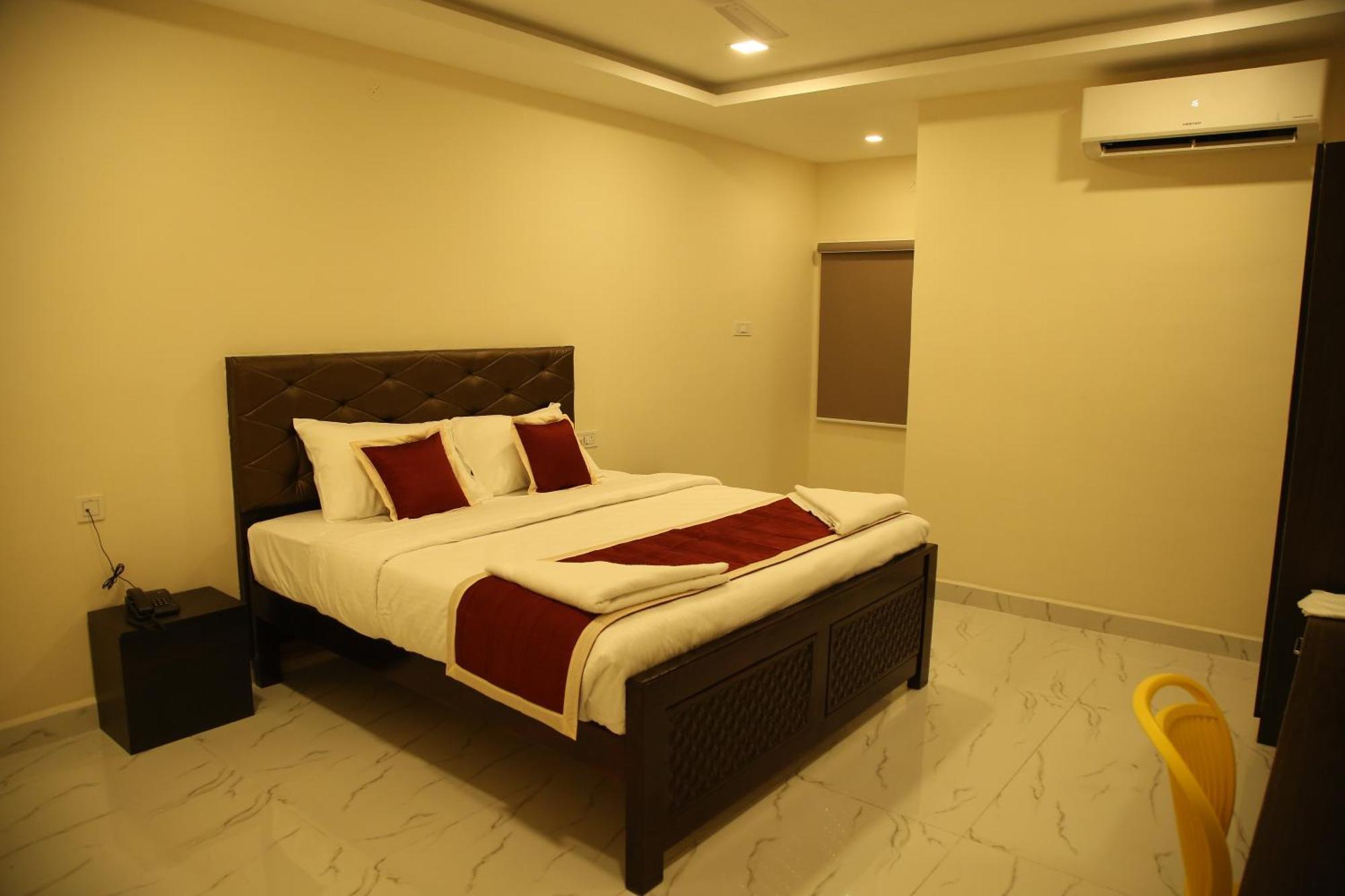 Hotel Kings Residency