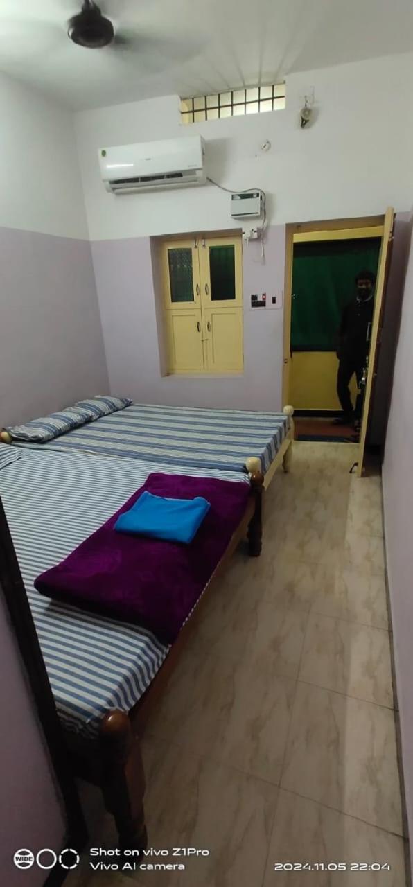 Lodge Shree Chendur Residency Ac *
