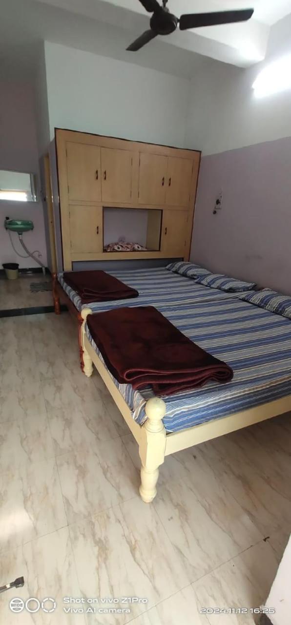 Lodge Shree Chendur Residency Ac Tiruvannamalai