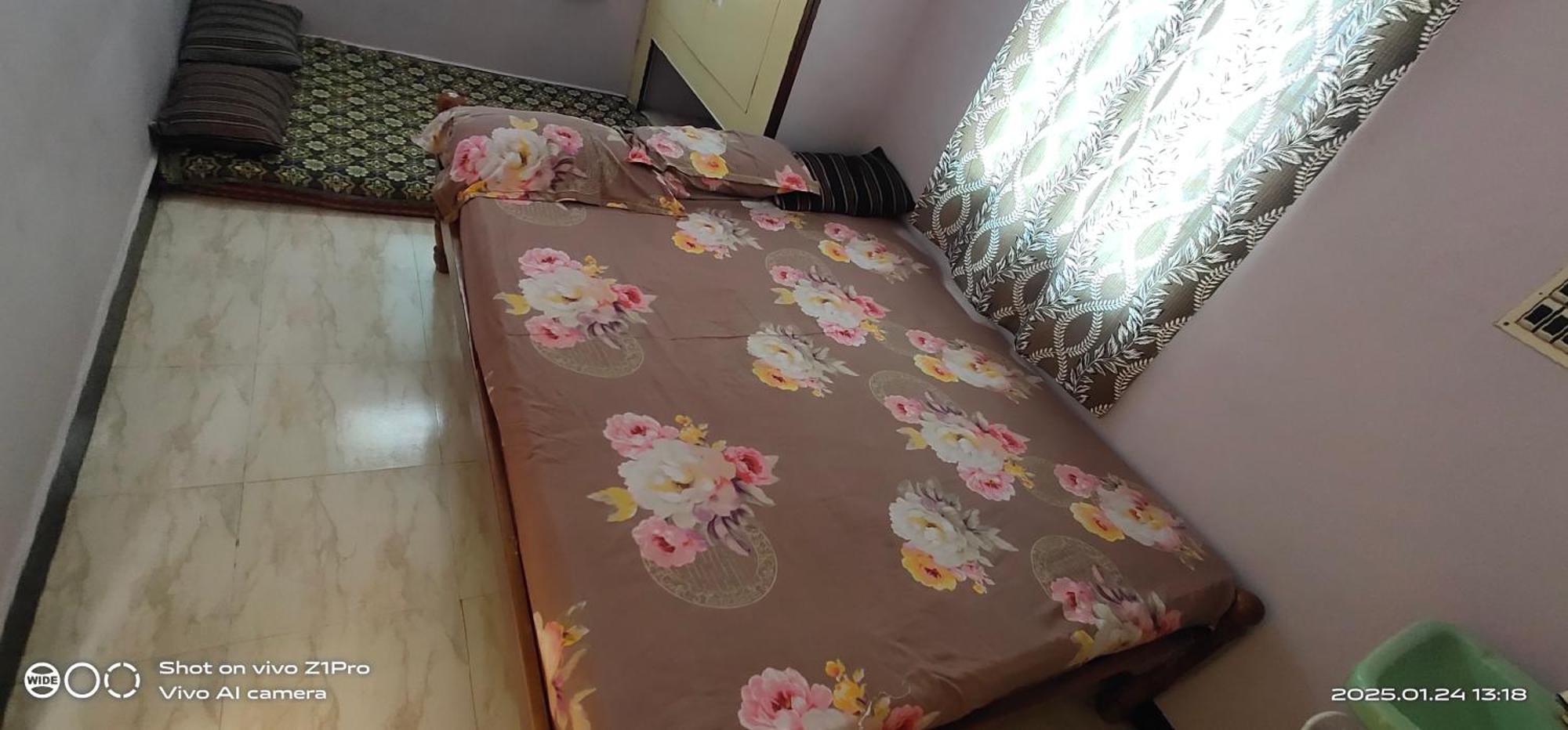 Lodge Shree Chendur Residency Ac