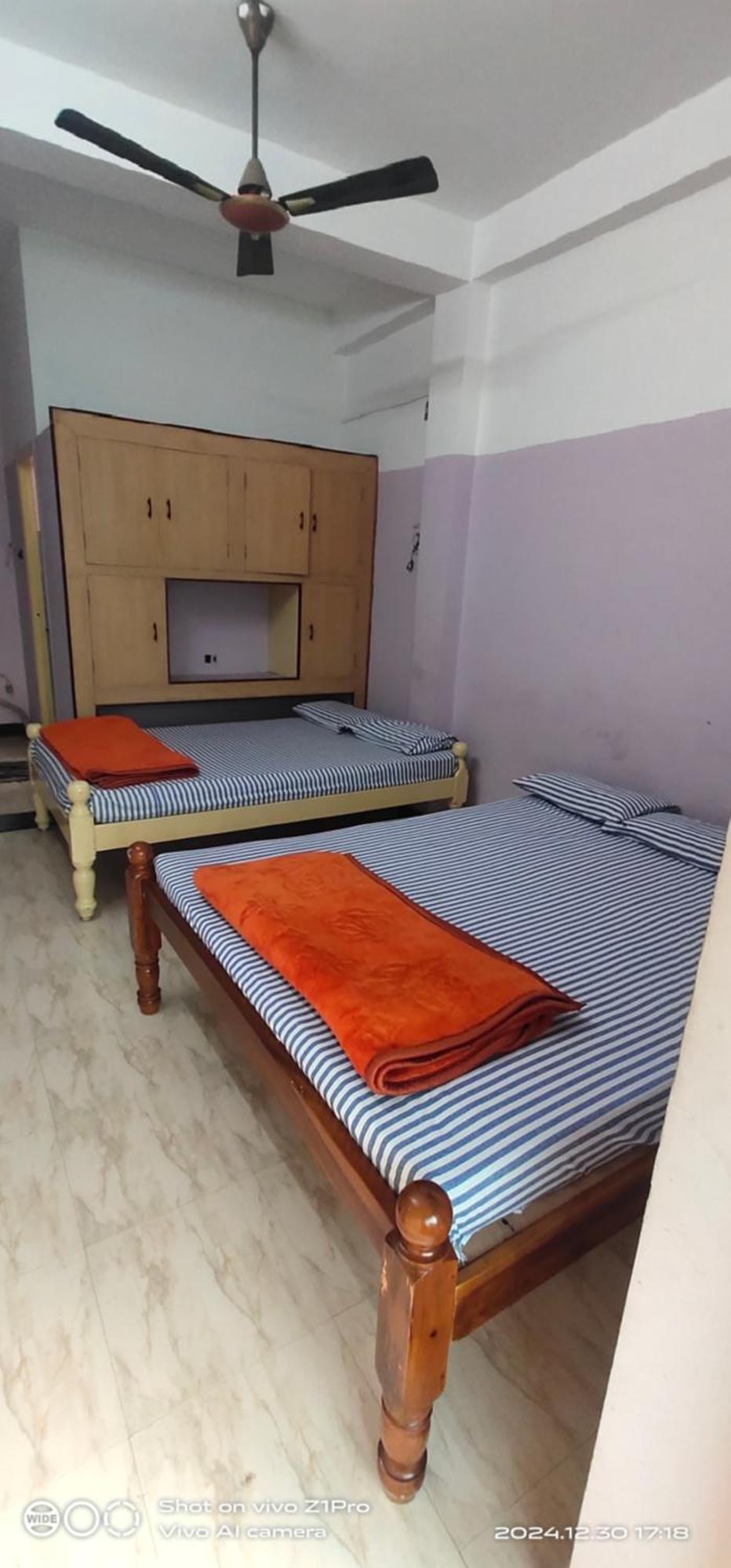 Shree Chendur Residency Ac Lodge *