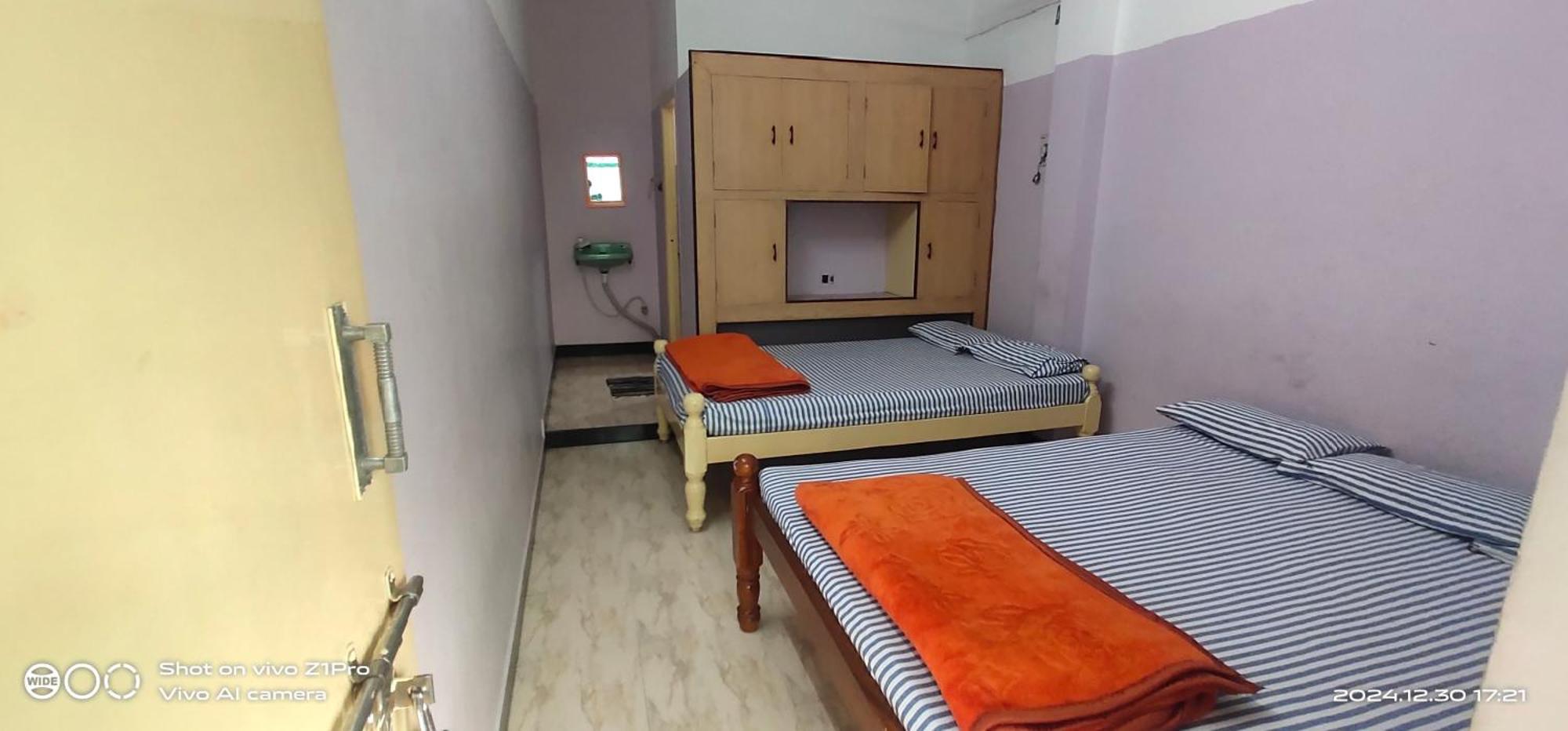 Lodge Shree Chendur Residency Ac Tiruvannamalai