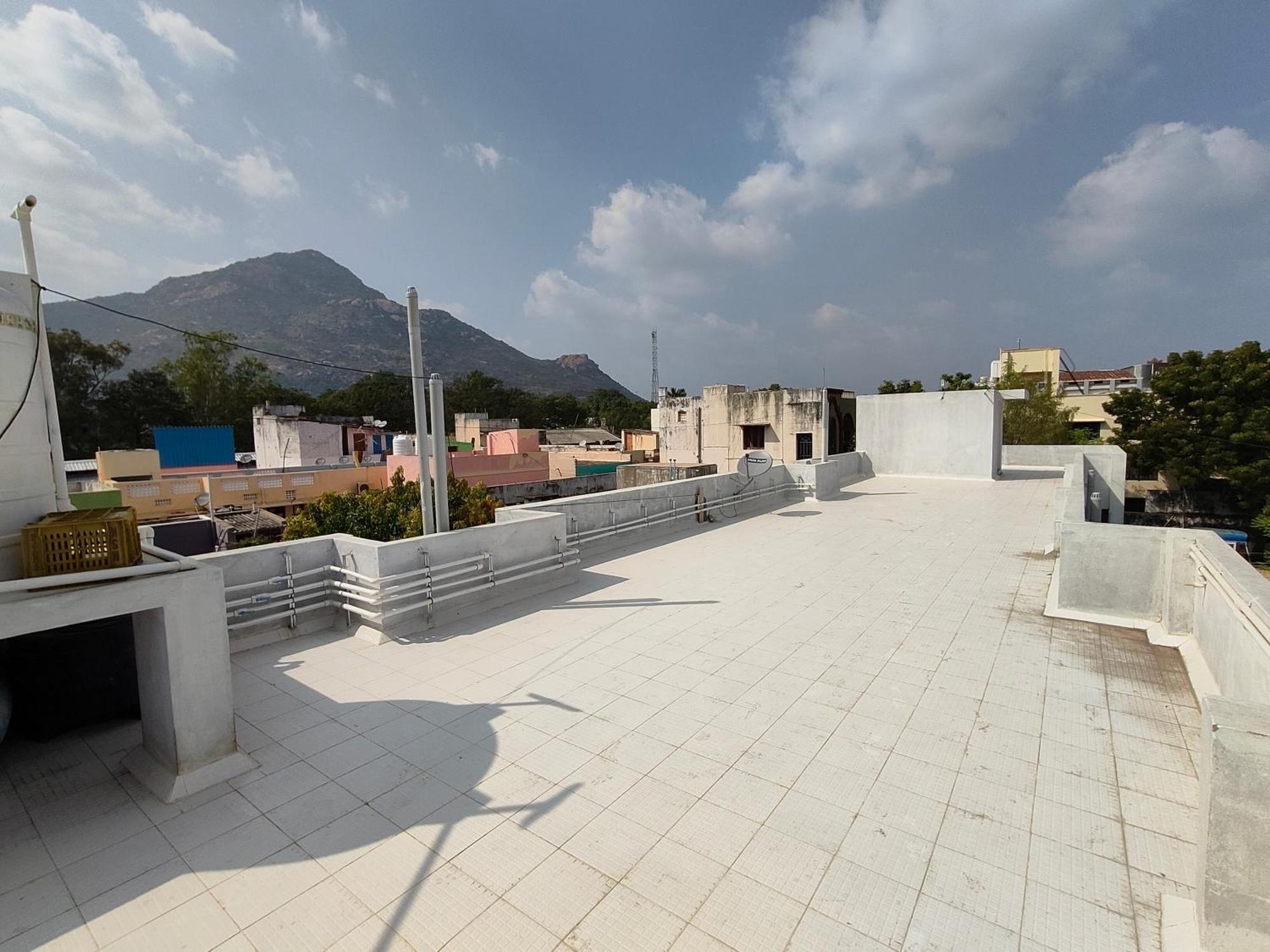 Nivas Hill View