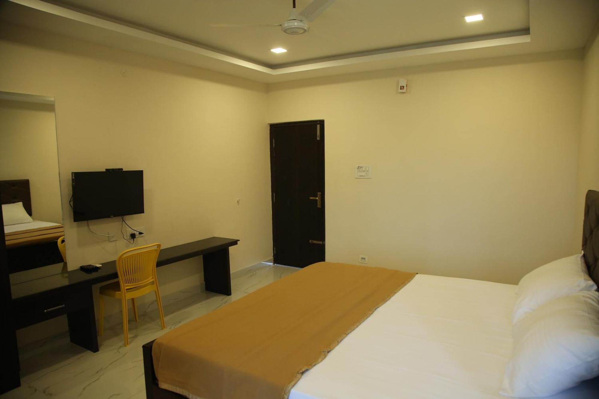 Hotel Kings Residency