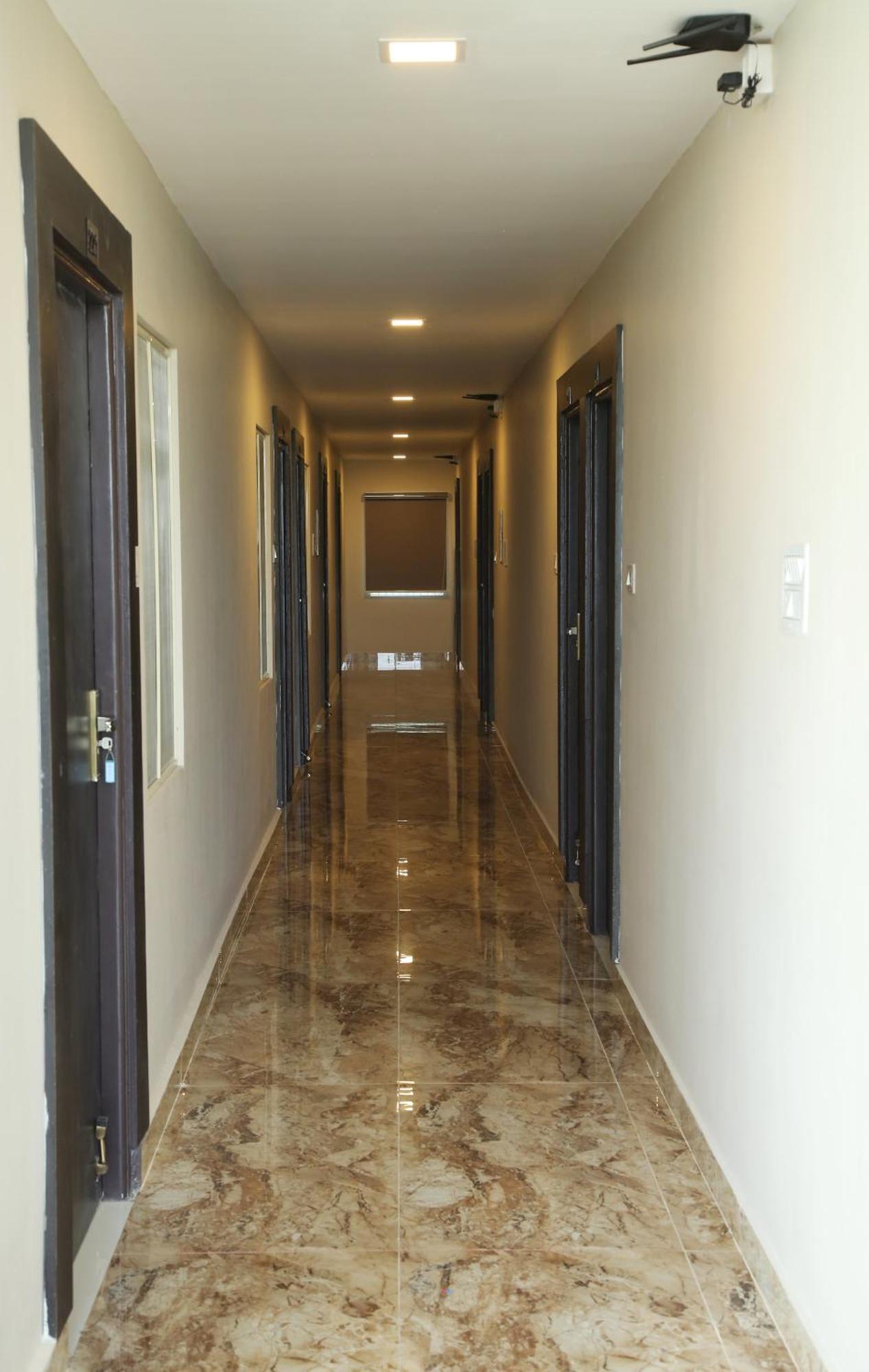 Hotel Kings Residency 3*