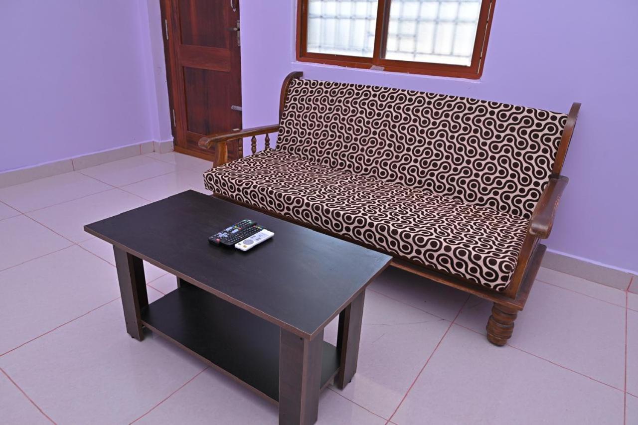Homestay Kavitha Family Tvm *