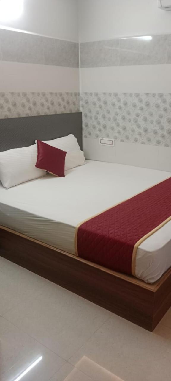 Hotel Sathya Residency 3*