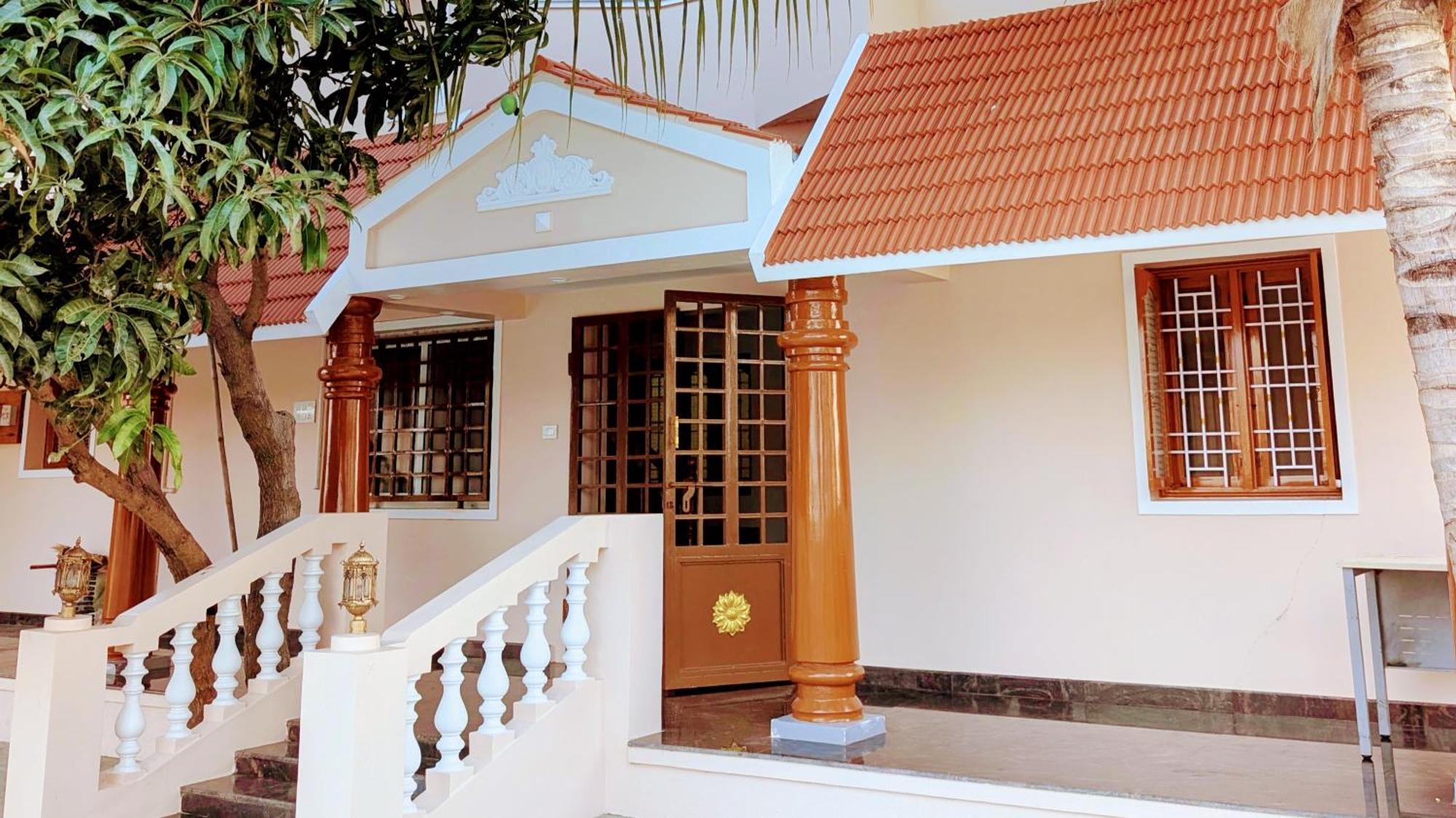 Yellowra Villa *