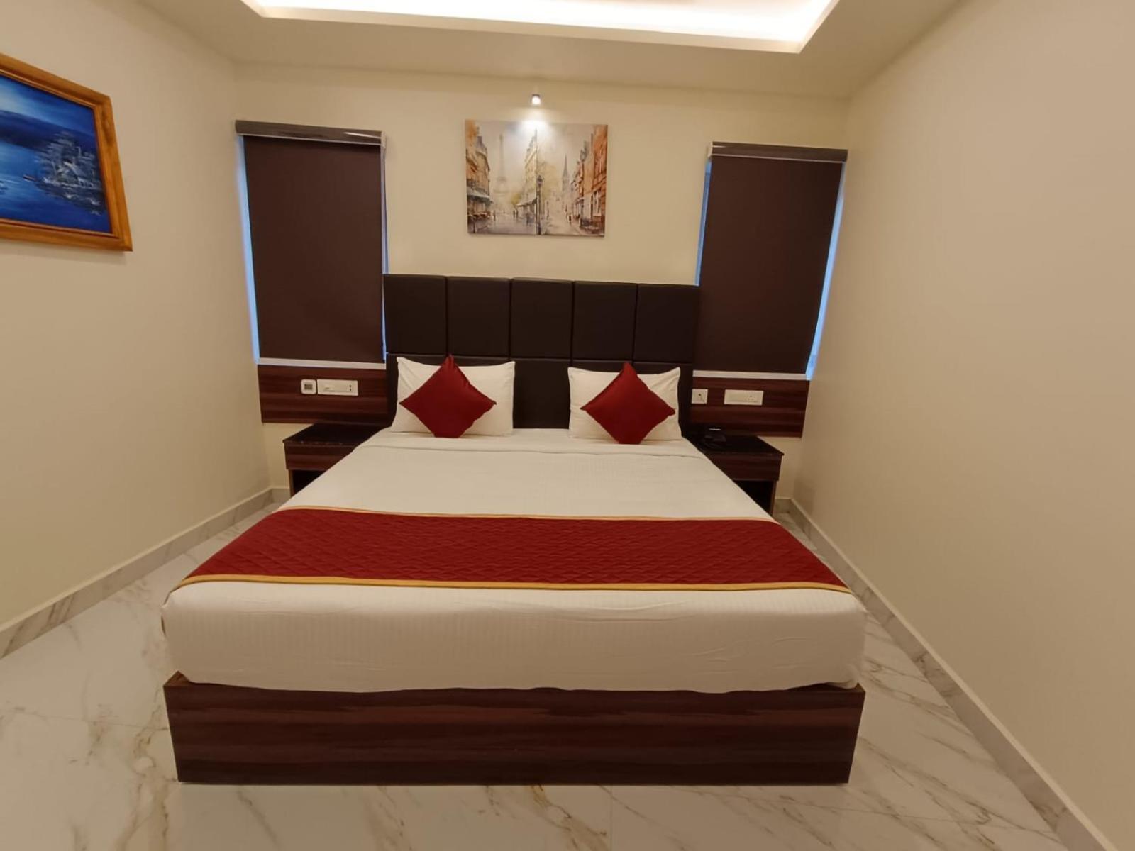 Royal Hotel 3*