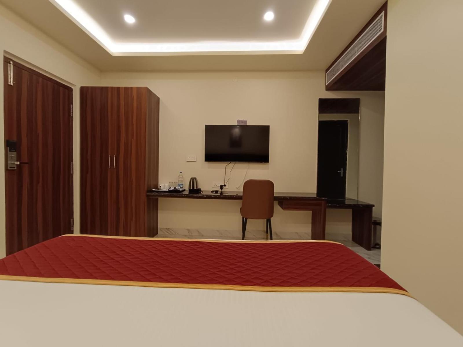 Hotel Royal 3*