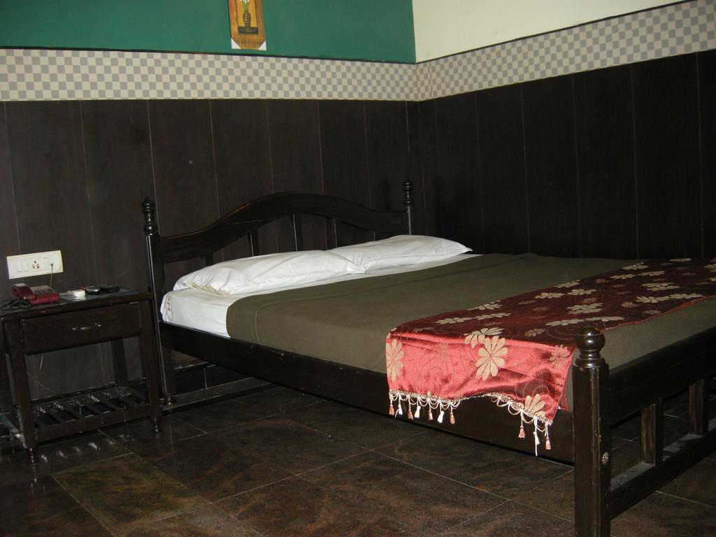 Hotel Nala Residency