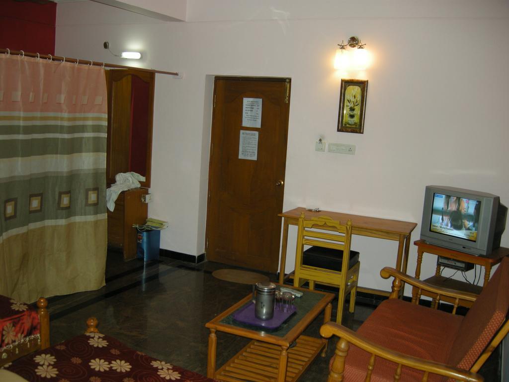Nala Residency Hotel 2*